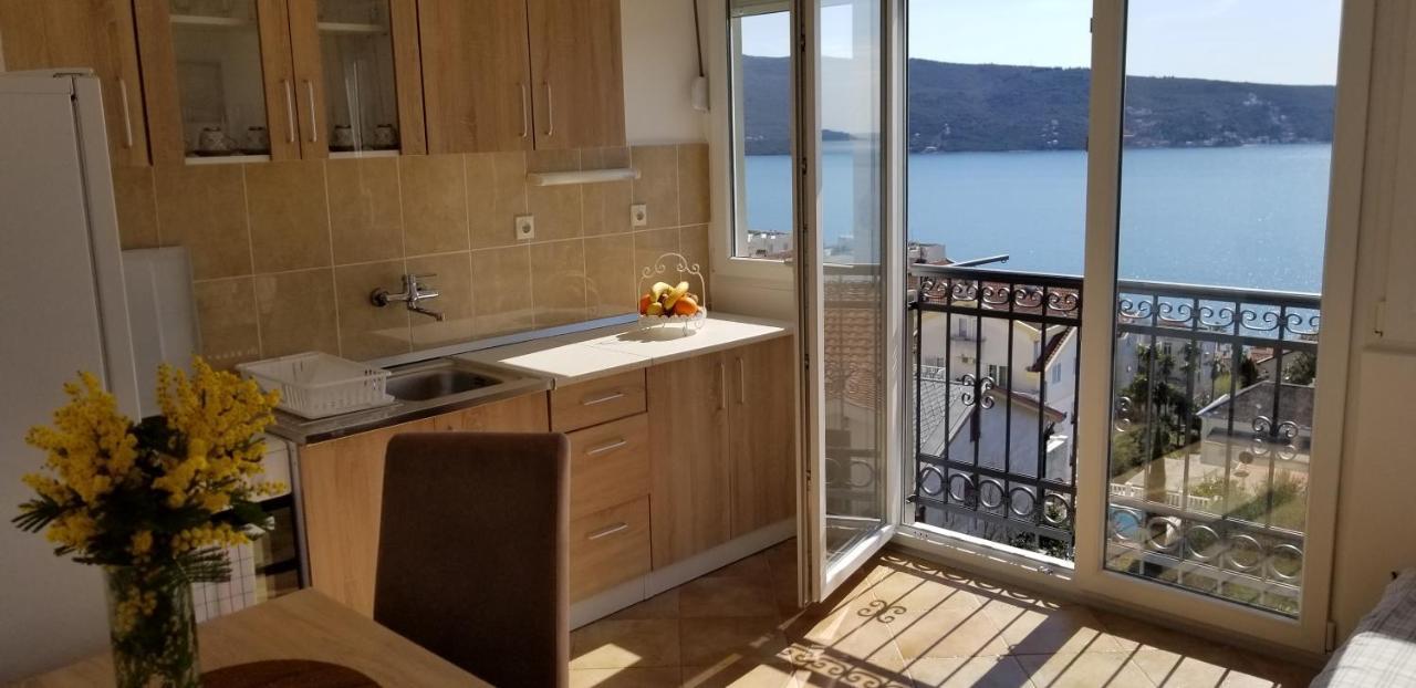 Lala Apartment แฮร์เซ็ก-โนวี ภายนอก รูปภาพ